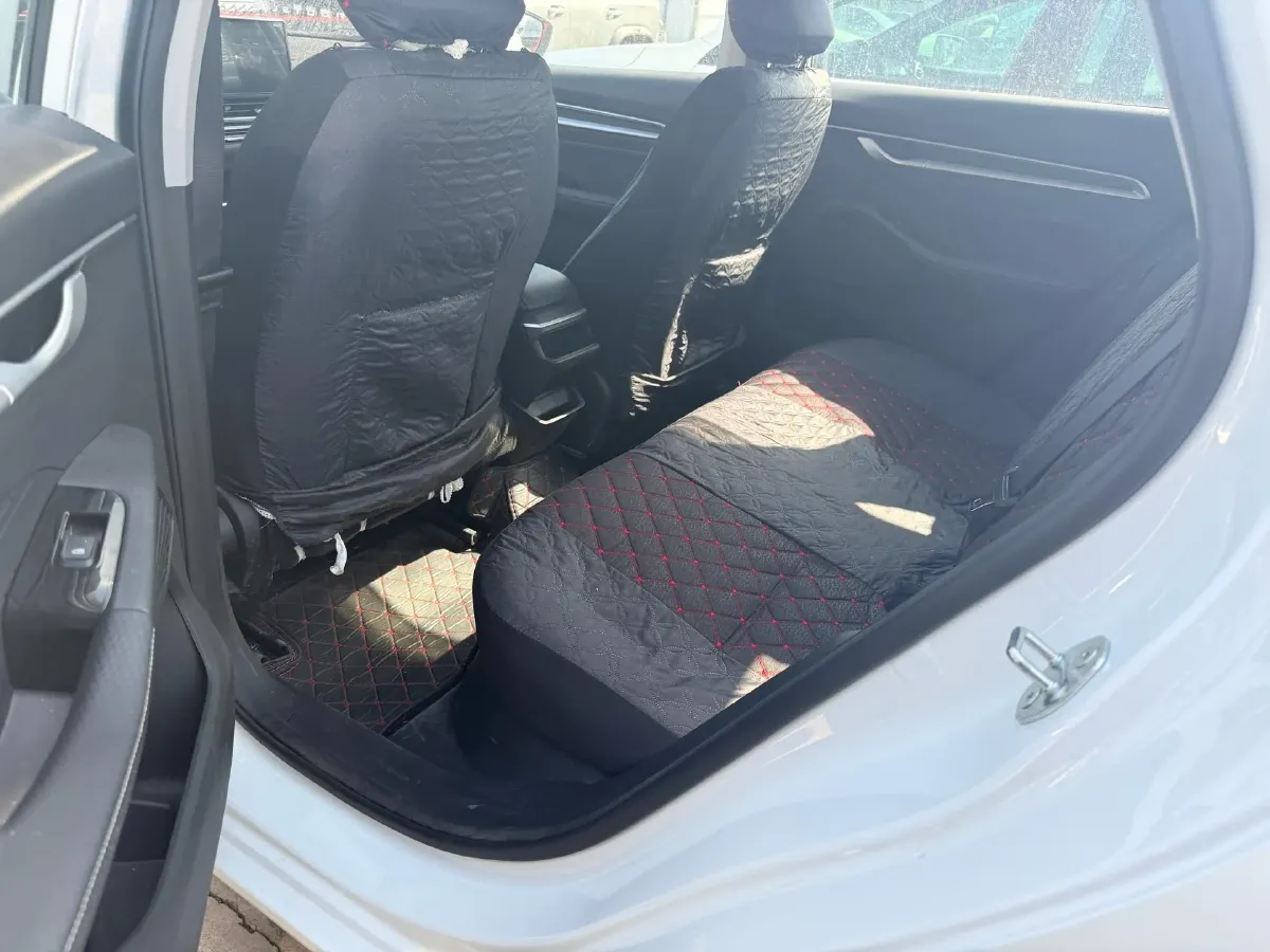 2025 Geely Emgrand 1.5L 127HP L4 5MT,autocango,china used car exporter,china ev exporter,chinese used car exporter,chinese used ev exporter