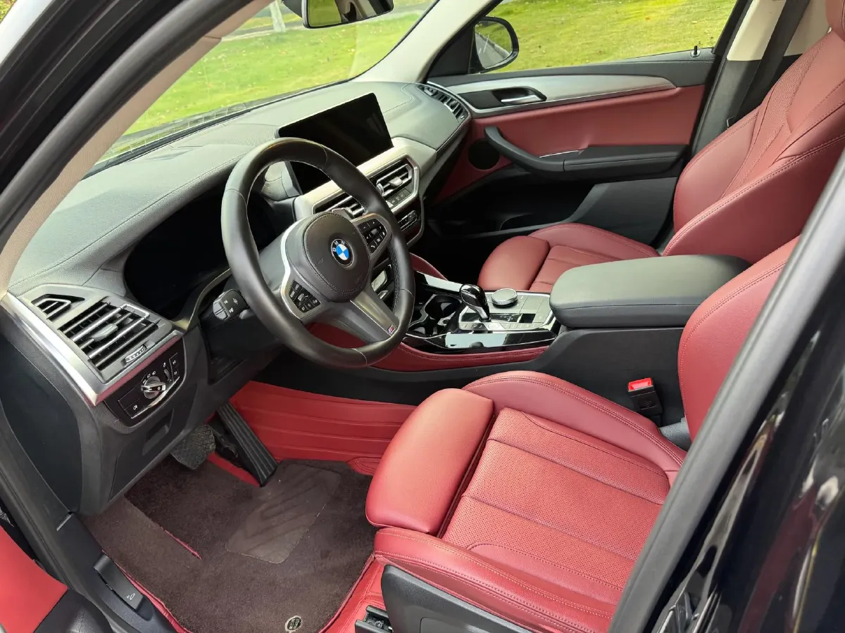 2022 BMW X4 2.0T 245HP L4 8AT,autocango,china used car exporter,china ev exporter,chinese used car exporter,chinese used ev exporter