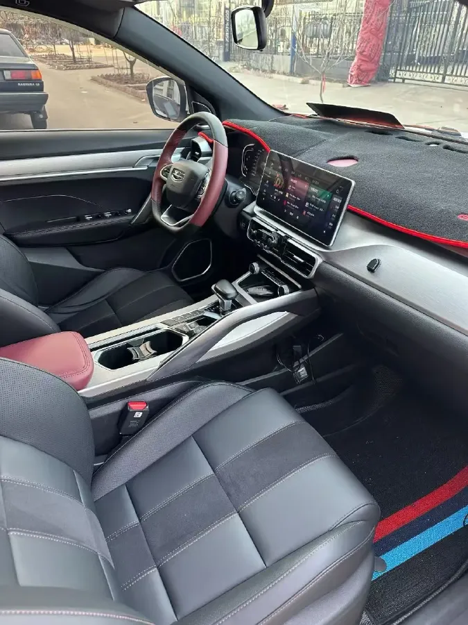 2022 Geely Coolray 1.5T 177HP L3 7DCT PHEV 15.5KWH,autocango,china used car exporter,china ev exporter,chinese used car exporter,chinese used ev exporter