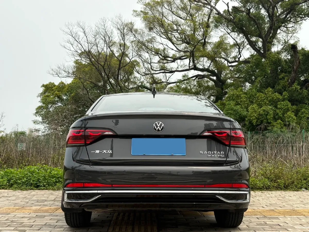 2023 Volkswagen Sagitar 1.5T 160HP L4 7DCT,autocango,china used car exporter,china ev exporter,chinese used car exporter,chinese used ev exporter