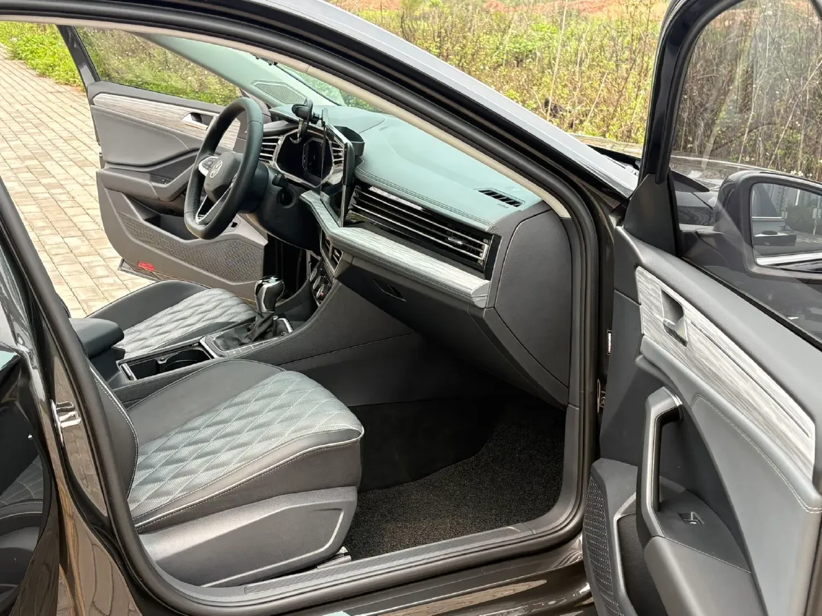 2023 Volkswagen Sagitar 1.5T 160HP L4 7DCT,autocango,china used car exporter,china ev exporter,chinese used car exporter,chinese used ev exporter