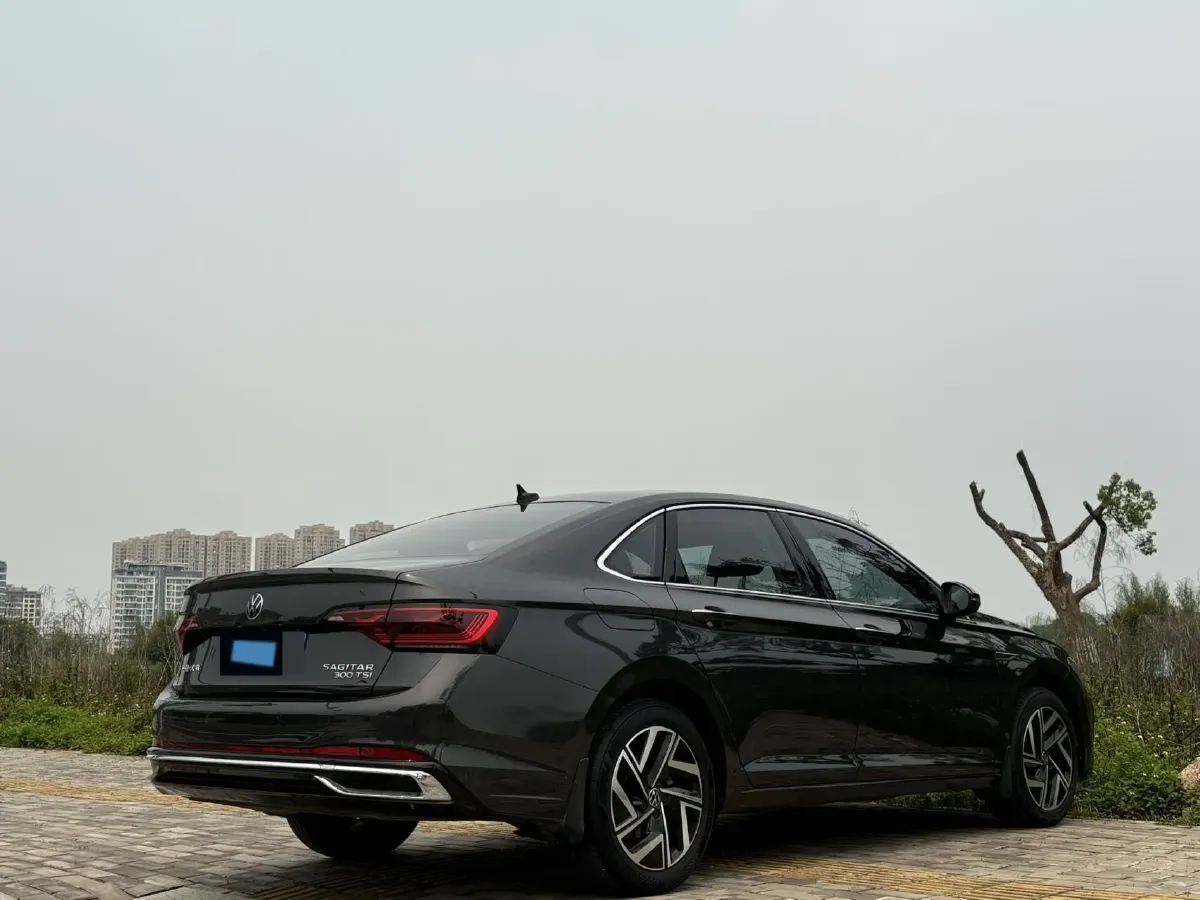 2023 Volkswagen Sagitar 1.5T 160HP L4 7DCT,autocango,china used car exporter,china ev exporter,chinese used car exporter,chinese used ev exporter