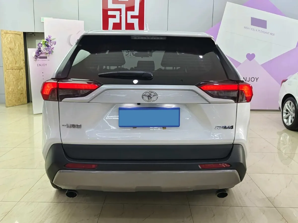 2022 Toyota RAV4 2.0L 171HP L4 CVT,autocango,china used car exporter,china ev exporter,chinese used car exporter,chinese used ev exporter