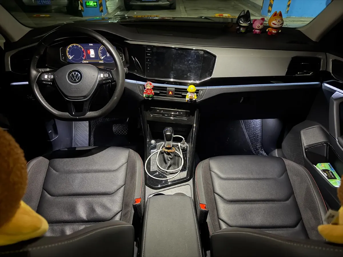 2022 Volkswagen Tayron 2.0T 186HP L4 7DCT,autocango,china used car exporter,china ev exporter,chinese used car exporter,chinese used ev exporter