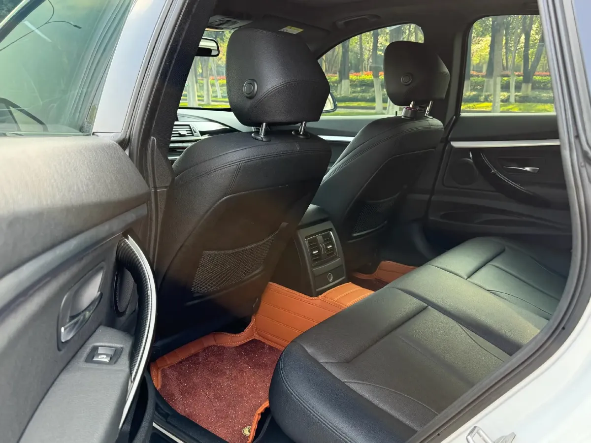 2020 BMW 3 Series GT 2.0T 184HP L4 8AT,autocango,china used car exporter,china ev exporter,chinese used car exporter,chinese used ev exporter