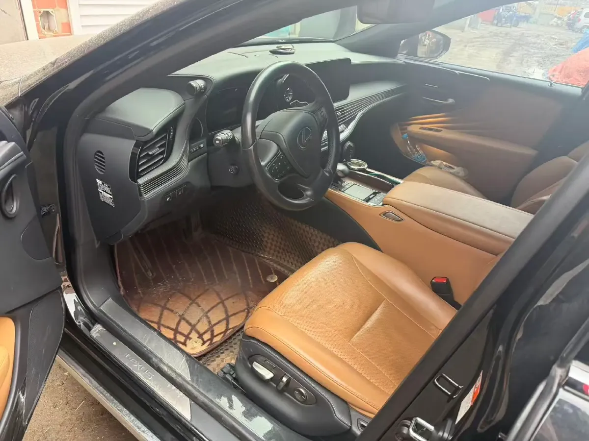 2021 Lexus LS 3.5L 299HP V6 E-CVT Hybrid,autocango,china used car exporter,china ev exporter,chinese used car exporter,chinese used ev exporter