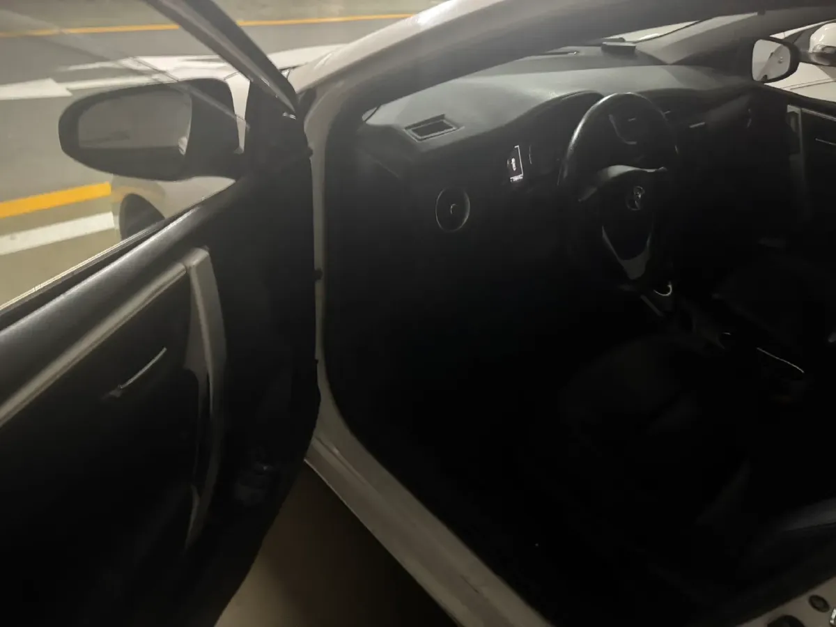 2018 Toyota Corolla 1.8L 99HP L4 E-CVT Hybrid,autocango,china used car exporter,china ev exporter,chinese used car exporter,chinese used ev exporter