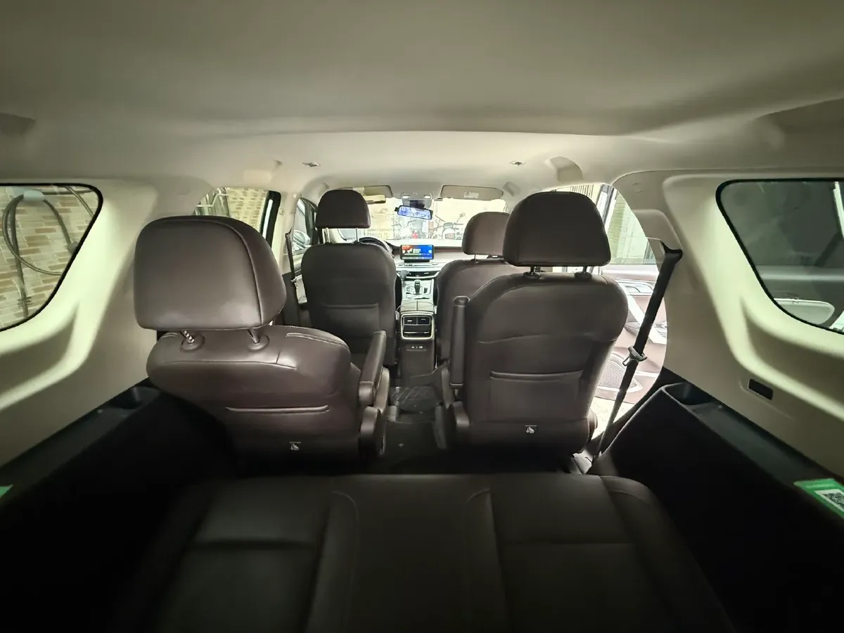 2025 Livan 8 BEV 68.03KWH,autocango,china used car exporter,china ev exporter,chinese used car exporter,chinese used ev exporter