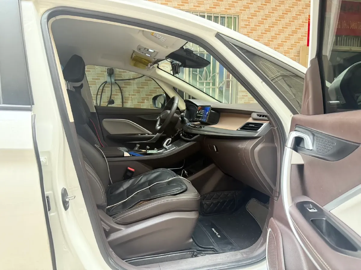 2025 Livan 8 BEV 68.03KWH,autocango,china used car exporter,china ev exporter,chinese used car exporter,chinese used ev exporter