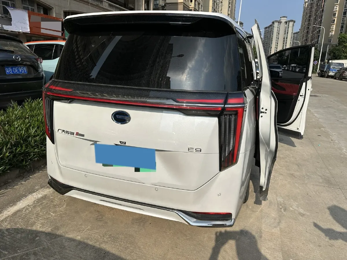 2023 GAC Trumpchi E9 2.0T 190HP L4 2DHT PHEV 25.57KWH,autocango,china used car exporter,china ev exporter,chinese used car exporter,chinese used ev exporter