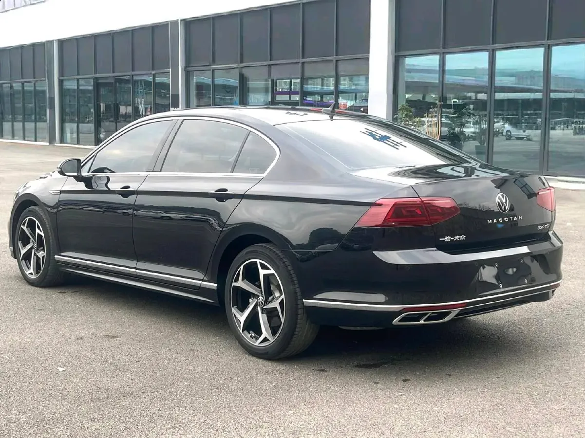 2020 Volkswagen Magotan 2.0T 186HP L4 7DCT,autocango,china used car exporter,china ev exporter,chinese used car exporter,chinese used ev exporter