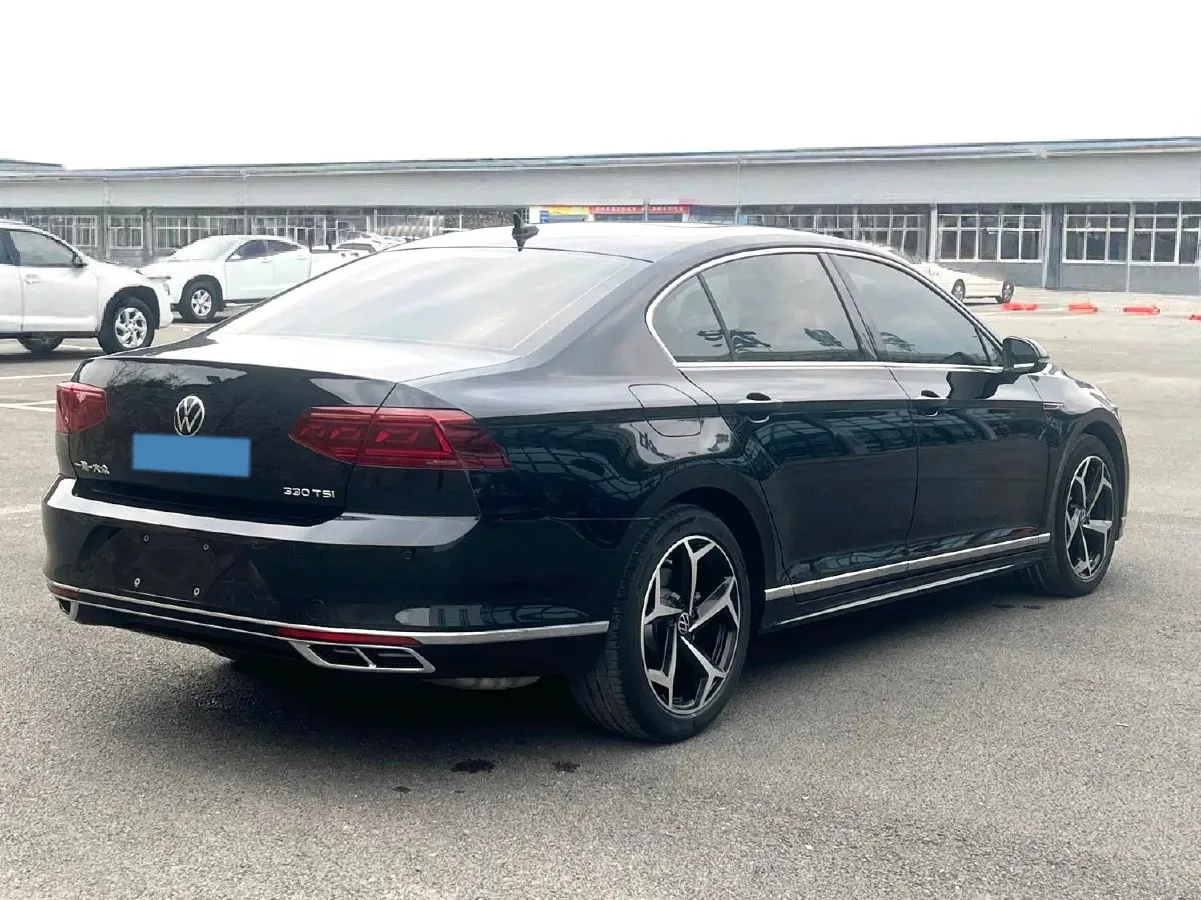 2020 Volkswagen Magotan 2.0T 186HP L4 7DCT,autocango,china used car exporter,china ev exporter,chinese used car exporter,chinese used ev exporter