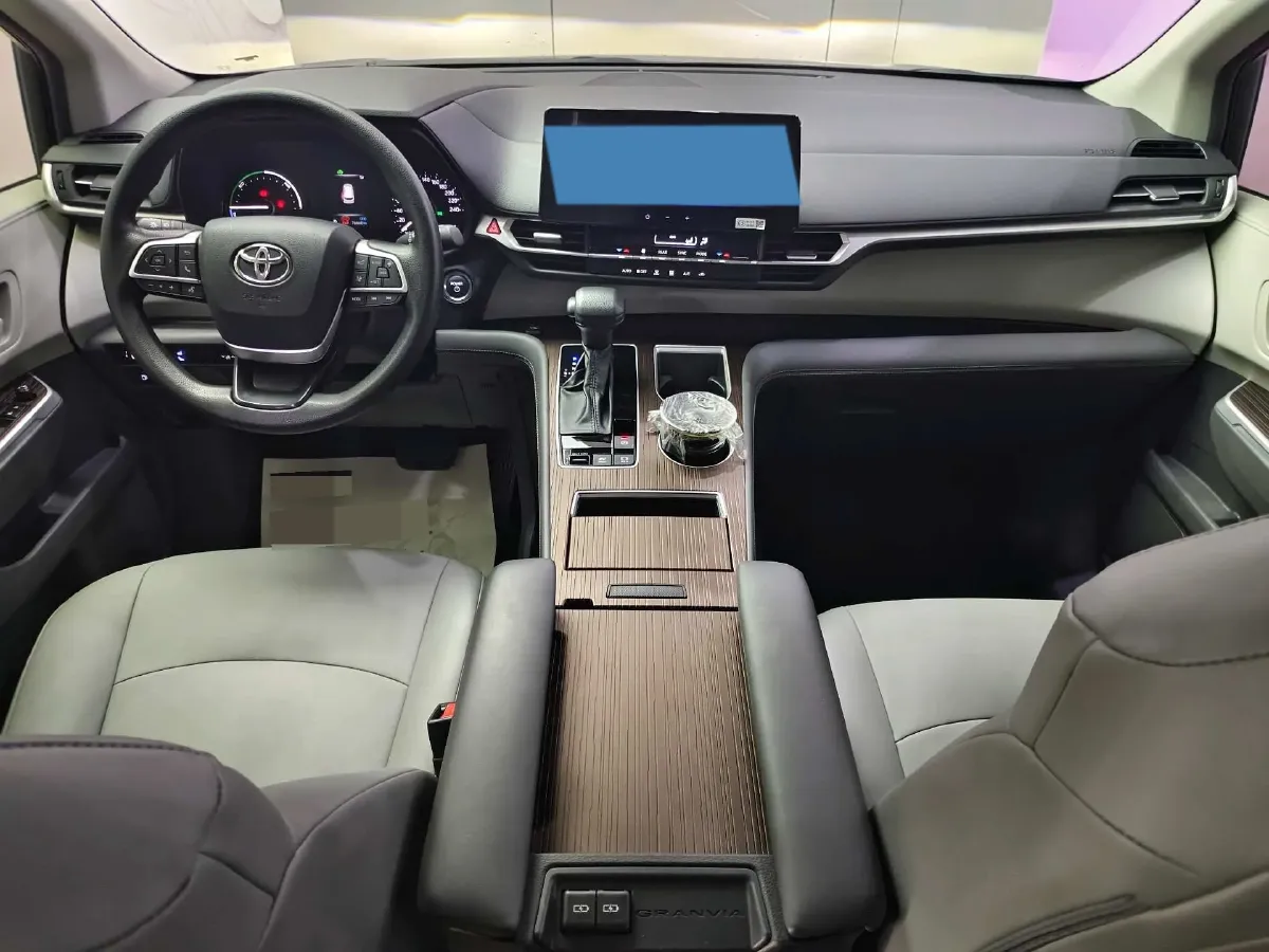 2024 Toyota Granvia 2.5L 189HP L4 E-CVT Hybrid,autocango,china used car exporter,china ev exporter,chinese used car exporter,chinese used ev exporter