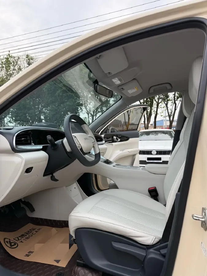 2025 ChangAn KuaYue KuaYueXing V5 EV BEV 41.87KWH,autocango,china used car exporter,china ev exporter,chinese used car exporter,chinese used ev exporter