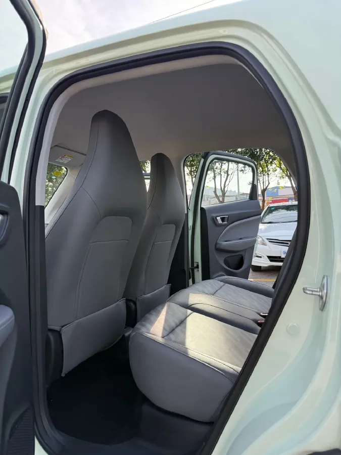 2025 Leapmotor T03 BEV 41.3KWH,autocango,china used car exporter,china ev exporter,chinese used car exporter,chinese used ev exporter