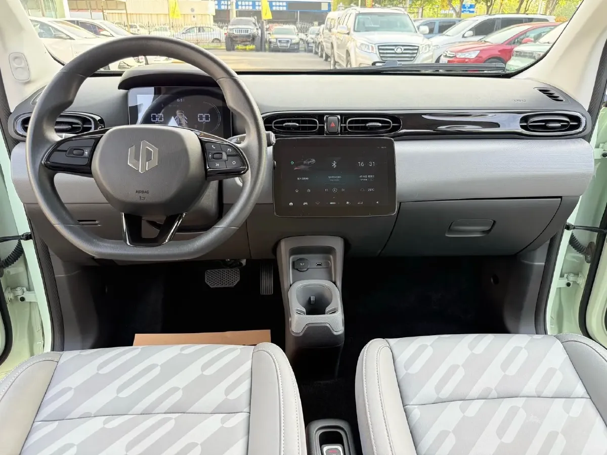 2025 Leapmotor T03 BEV 41.3KWH,autocango,china used car exporter,china ev exporter,chinese used car exporter,chinese used ev exporter