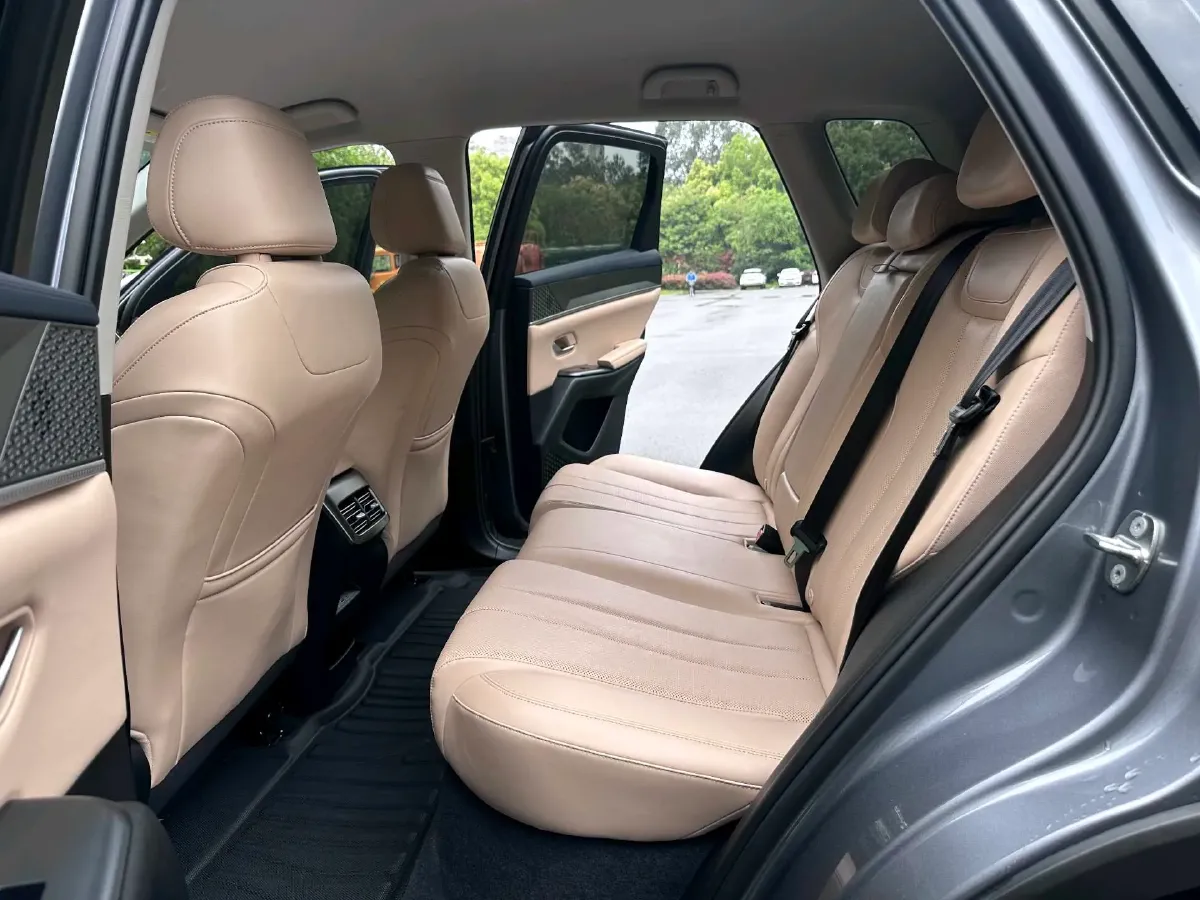 2024 BYD Song Pro 1.5L 110HP L4 E-CVT PHEV 12.9KWH,autocango,china used car exporter,china ev exporter,chinese used car exporter,chinese used ev exporter