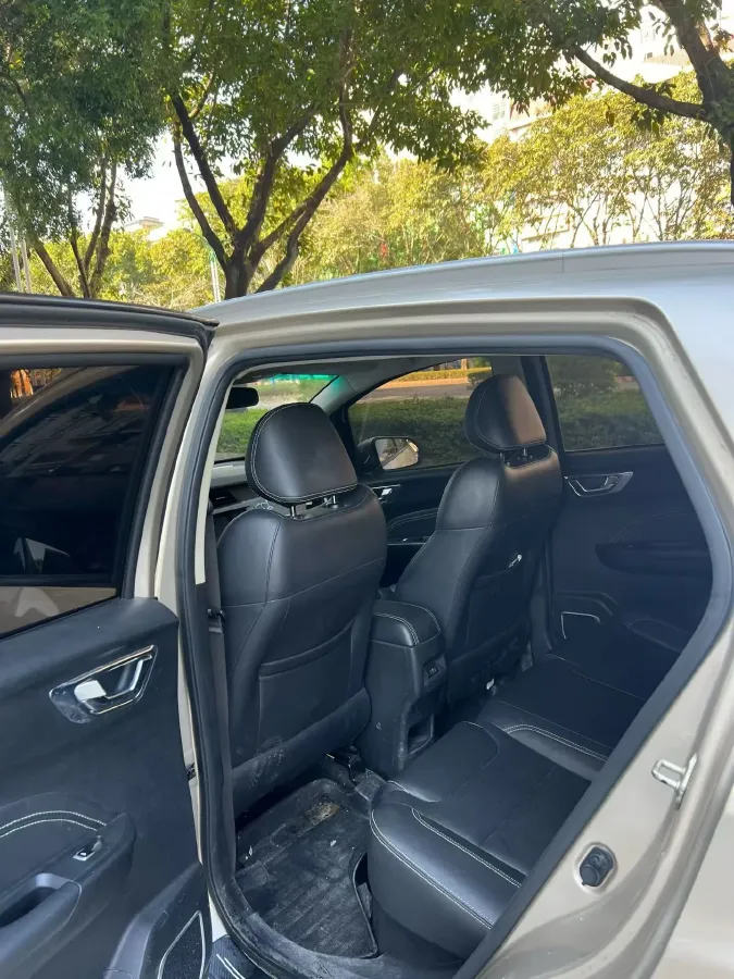 2017 Geely Vision X3 1.5L 102HP L4 5MT,autocango,china used car exporter,china ev exporter,chinese used car exporter,chinese used ev exporter