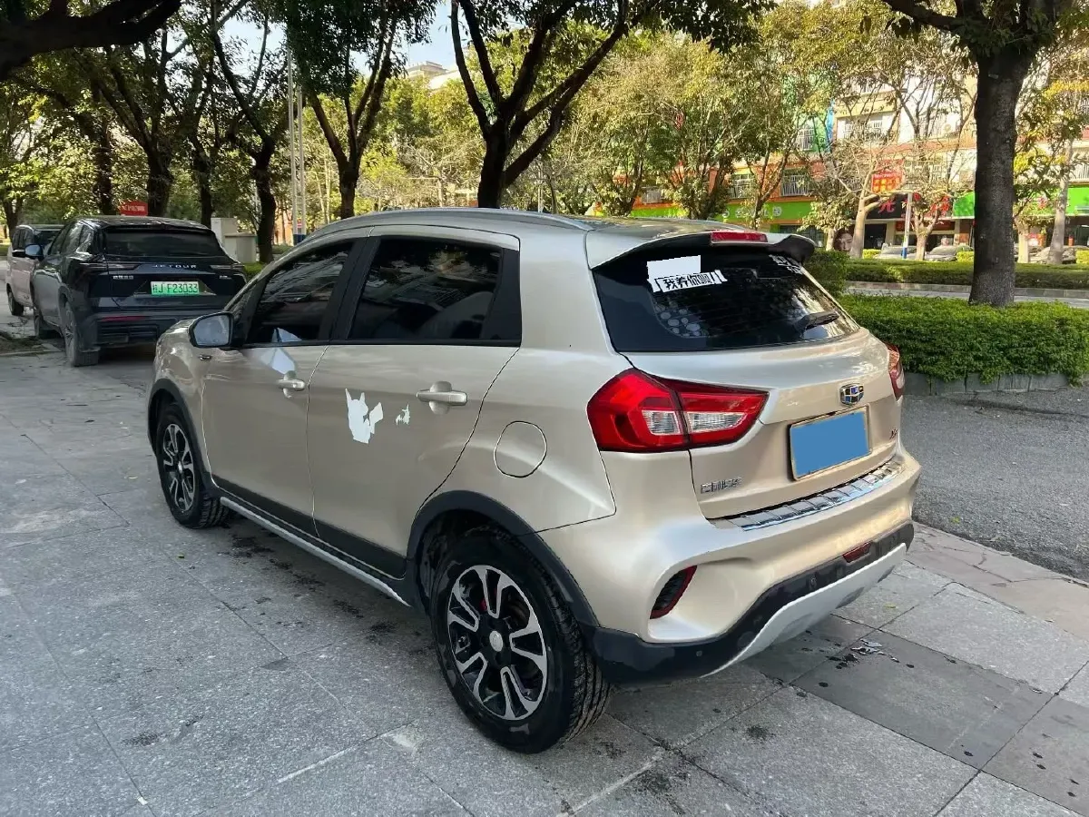 2017 Geely Vision X3 1.5L 102HP L4 5MT,autocango,china used car exporter,china ev exporter,chinese used car exporter,chinese used ev exporter