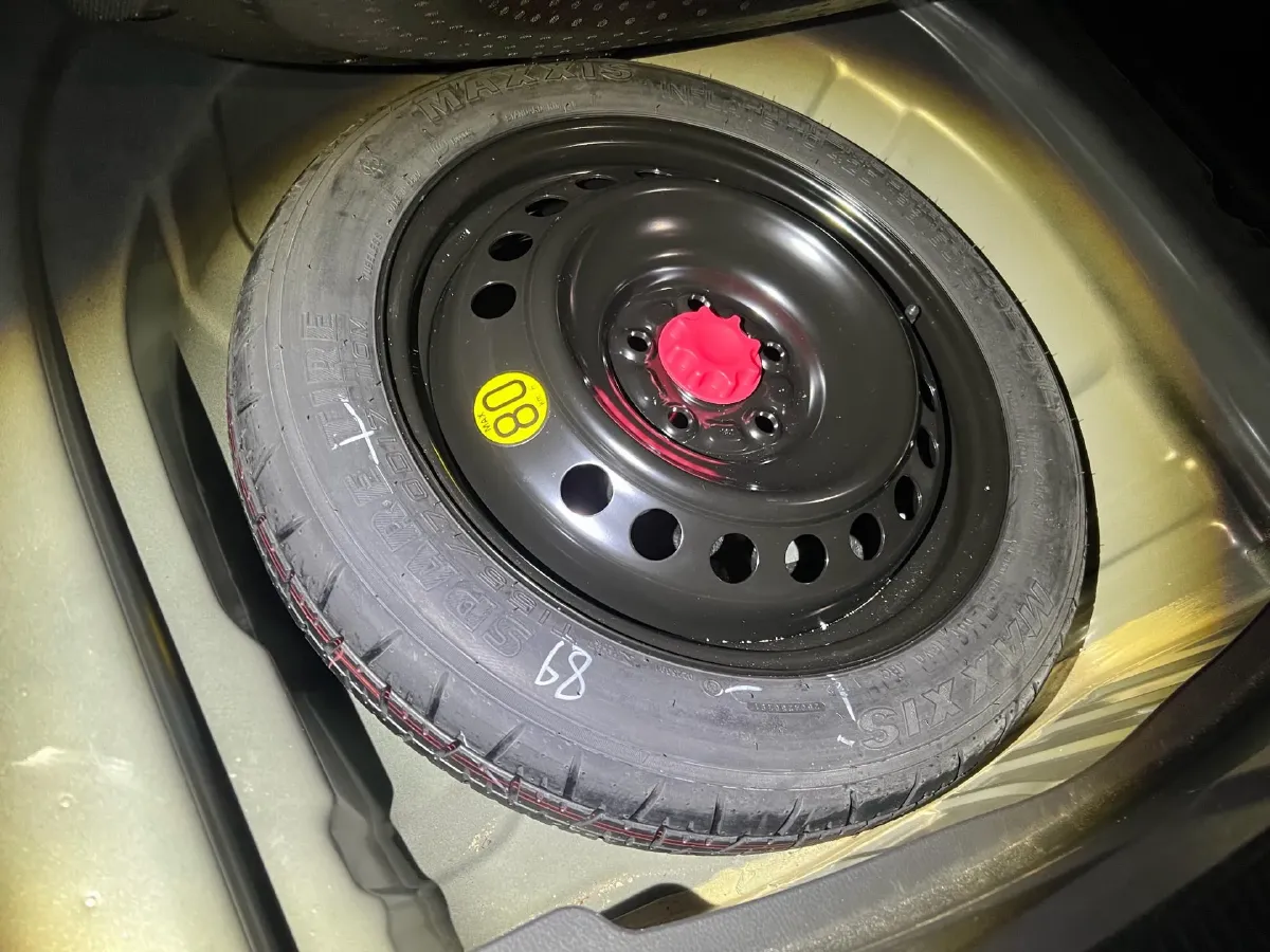 2021 Toyota Camry 2.5L 209HP L4 8AT,autocango,china used car exporter,china ev exporter,chinese used car exporter,chinese used ev exporter