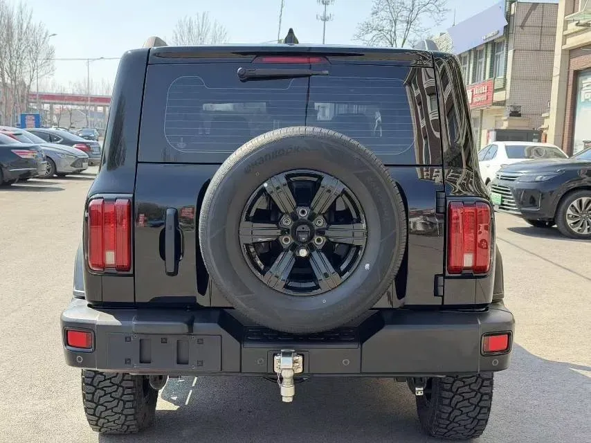 2021 Tank 300 2.0T 227HP L4 8AT,autocango,china used car exporter,china ev exporter,chinese used car exporter,chinese used ev exporter