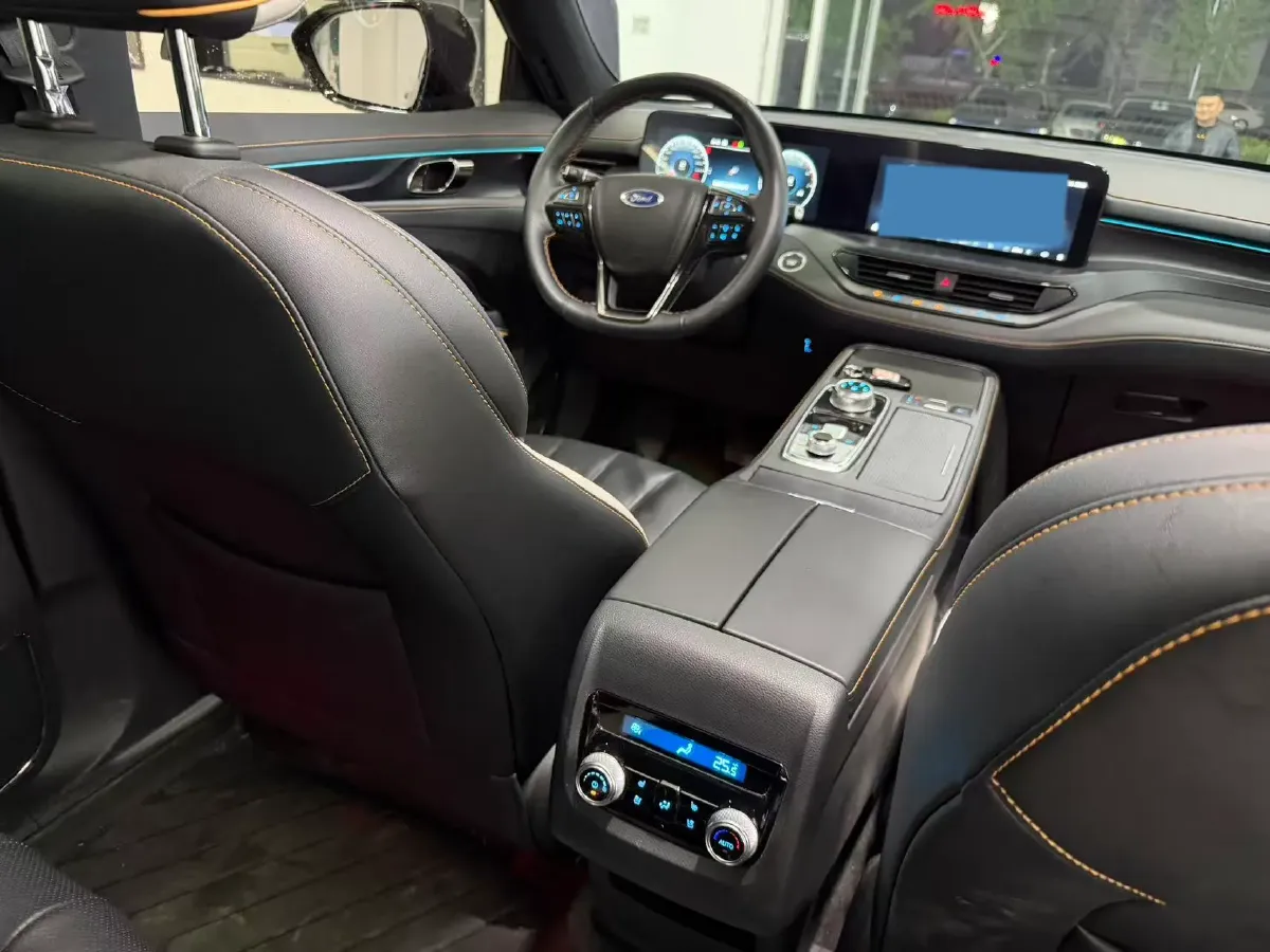 2023 Ford Equator 2.0T 224HP L4 6DCT,autocango,china used car exporter,china ev exporter,chinese used car exporter,chinese used ev exporter