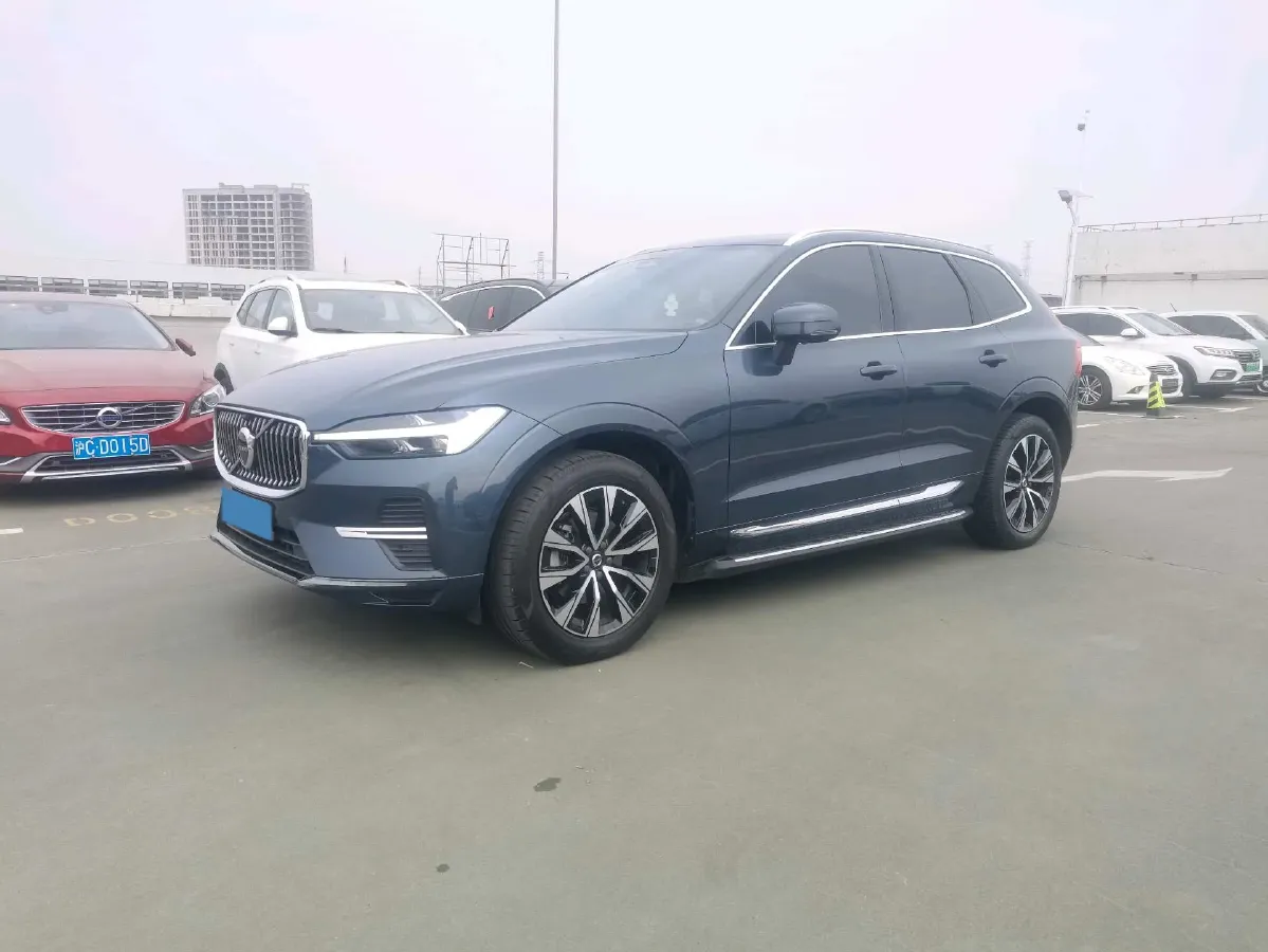 2023 Volvo XC60 2.0T 250HP L4 8AT,autocango,china used car exporter,china ev exporter,chinese used car exporter,chinese used ev exporter