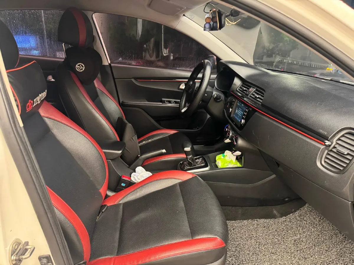 2019 ChangAn CS35 Plus 1.6L 128HP L4 6AT,autocango,china used car exporter,china ev exporter,chinese used car exporter,chinese used ev exporter