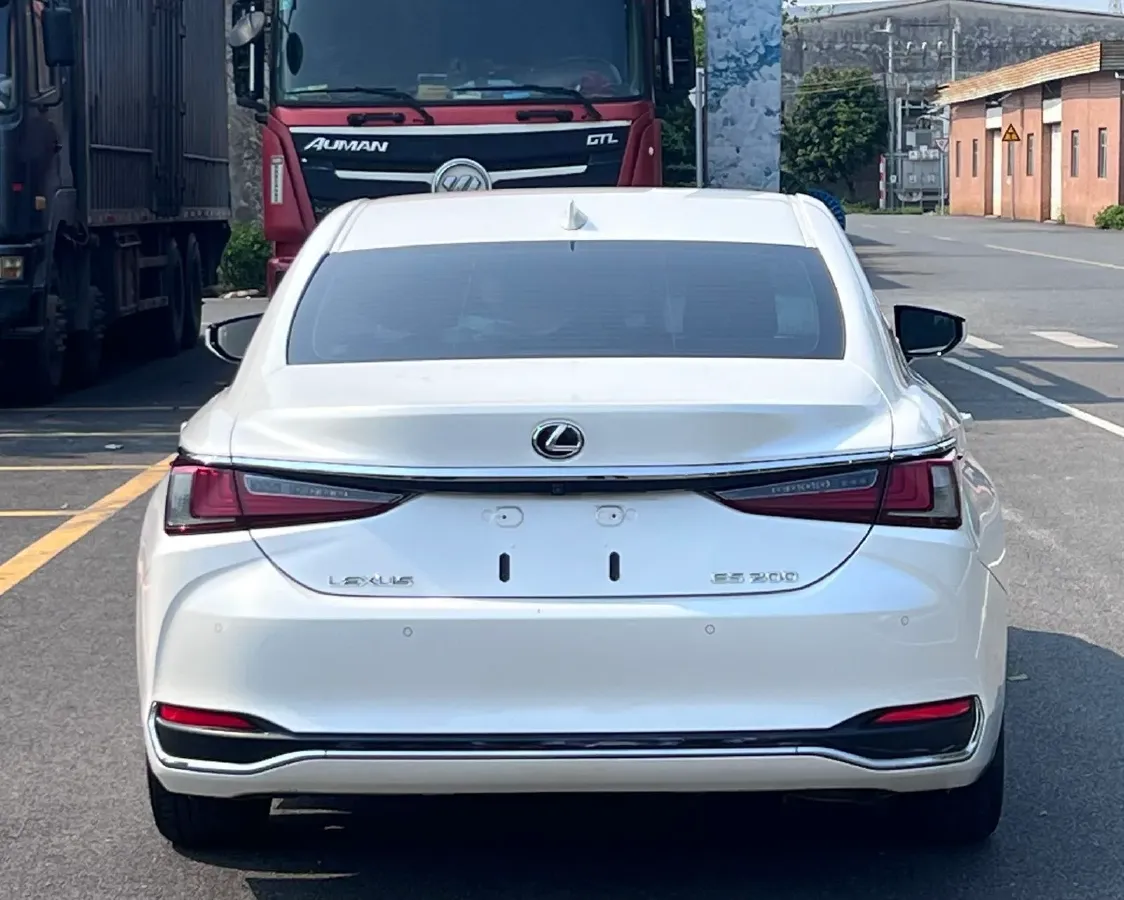 2020 Lexus ES 2.0L 173HP L4 CVT,autocango,china used car exporter,china ev exporter,chinese used car exporter,chinese used ev exporter