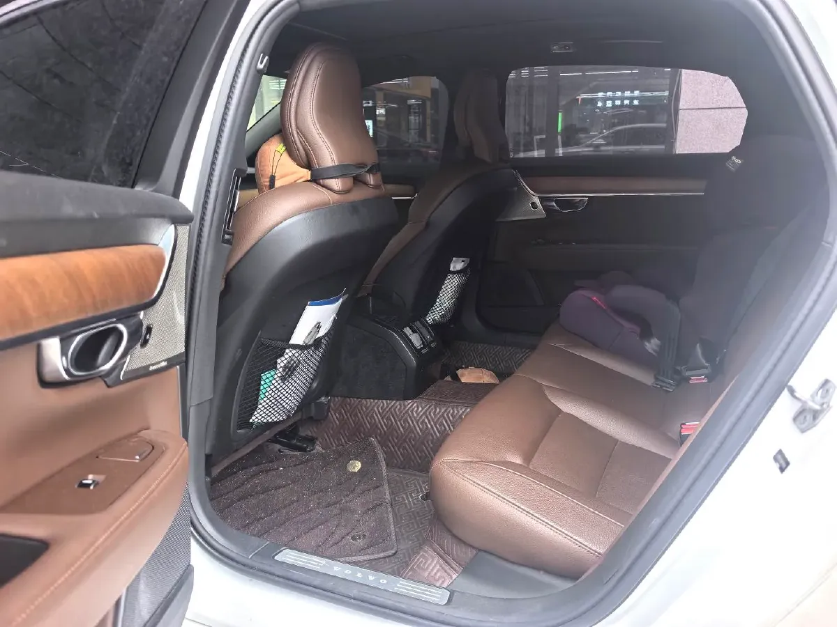 2021 Volvo S90 2.0T 250HP L4 8AT,autocango,china used car exporter,china ev exporter,chinese used car exporter,chinese used ev exporter