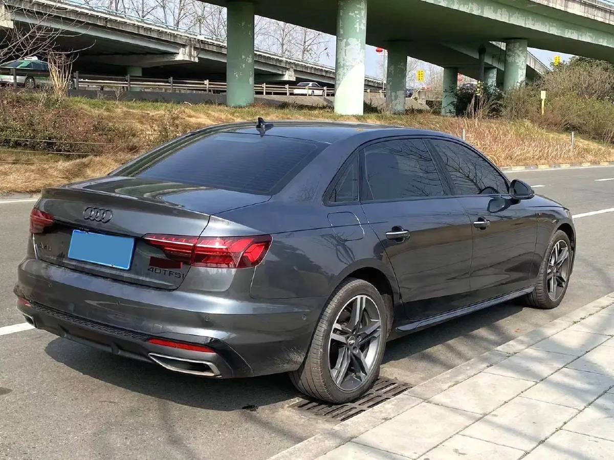 2020 Audi A4L 2.0T 190HP L4 7DCT,autocango,china used car exporter,china ev exporter,chinese used car exporter,chinese used ev exporter