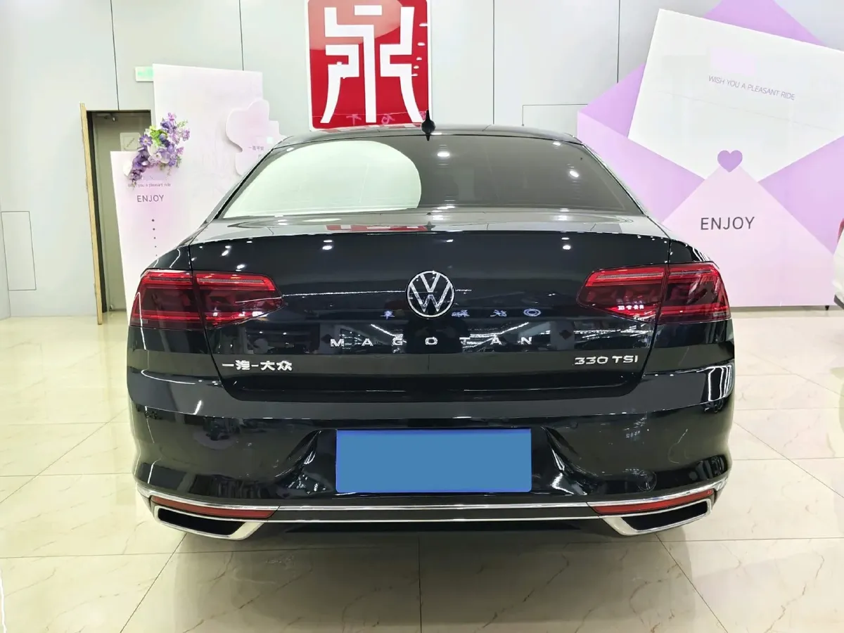 2020 Volkswagen Magotan 2.0T 186HP L4 7DCT,autocango,china used car exporter,china ev exporter,chinese used car exporter,chinese used ev exporter