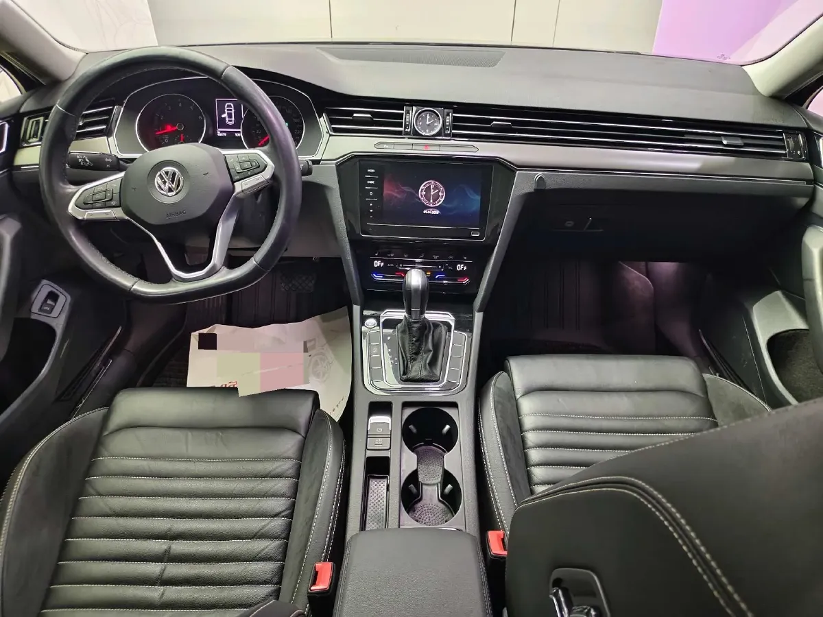 2020 Volkswagen Magotan 2.0T 186HP L4 7DCT,autocango,china used car exporter,china ev exporter,chinese used car exporter,chinese used ev exporter