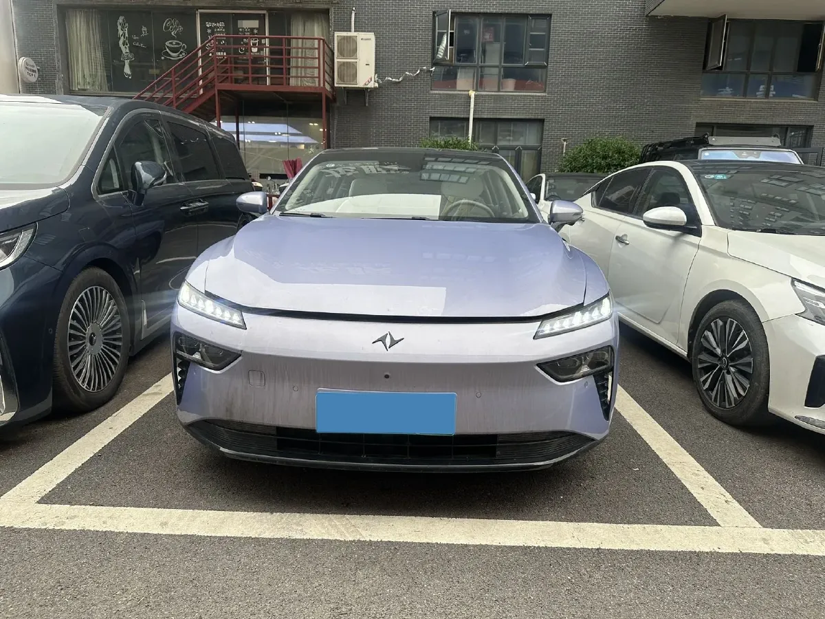 2024 DongFeng eπ eπ007 BEV 56.83KWH,autocango,china used car exporter,china ev exporter,chinese used car exporter,chinese used ev exporter