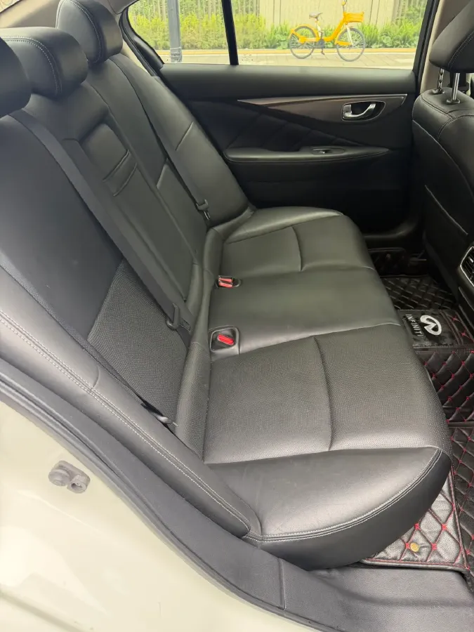 2018 Jeep Grand Commander 2.0T 265HP L4 9AT,autocango,china used car exporter,china ev exporter,chinese used car exporter,chinese used ev exporter