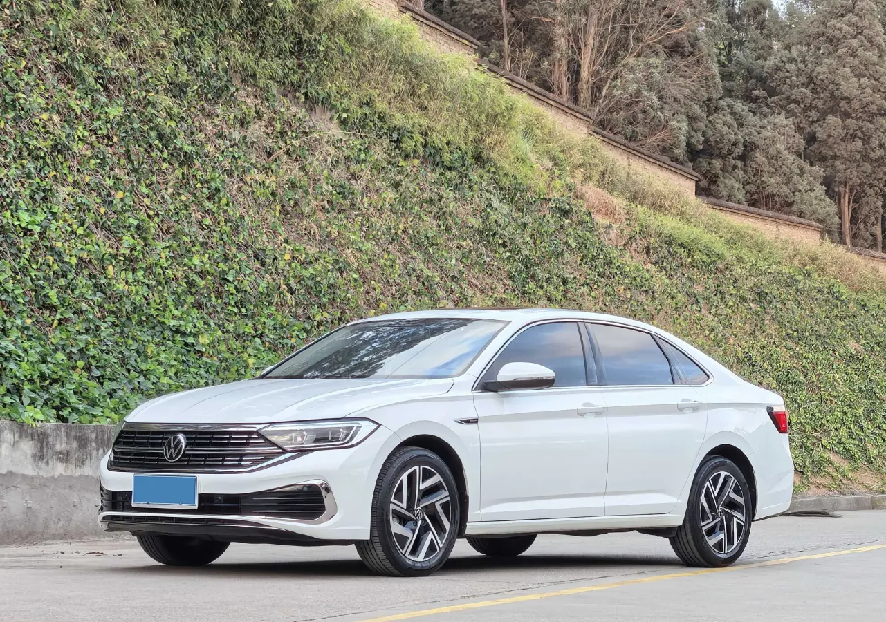 2023 Volkswagen Sagitar 1.4T 150HP L4 7DCT,autocango,china used car exporter,china ev exporter,chinese used car exporter,chinese used ev exporter