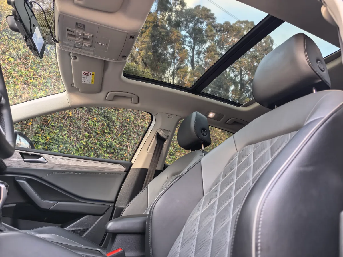 2023 Volkswagen Sagitar 1.4T 150HP L4 7DCT,autocango,china used car exporter,china ev exporter,chinese used car exporter,chinese used ev exporter