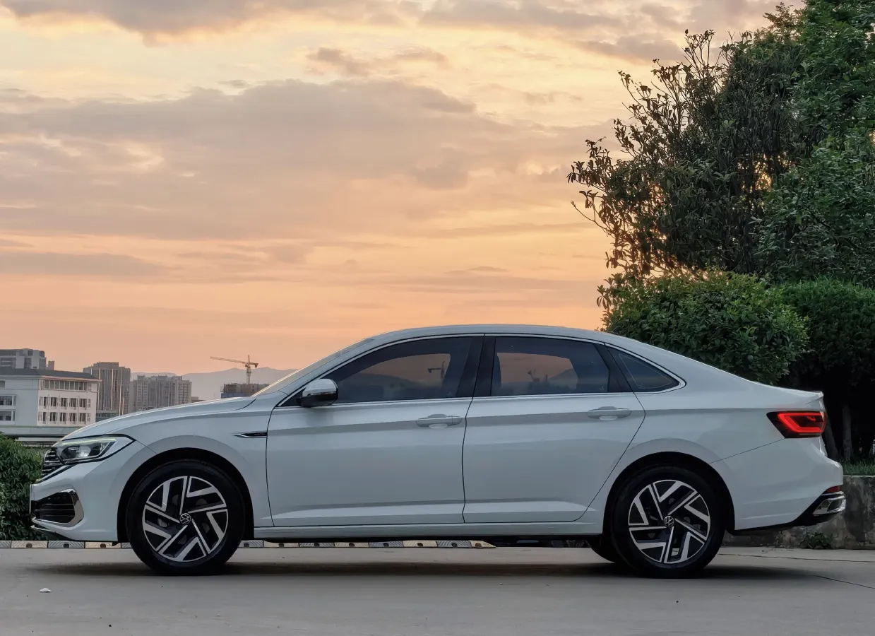 2023 Volkswagen Sagitar 1.4T 150HP L4 7DCT,autocango,china used car exporter,china ev exporter,chinese used car exporter,chinese used ev exporter