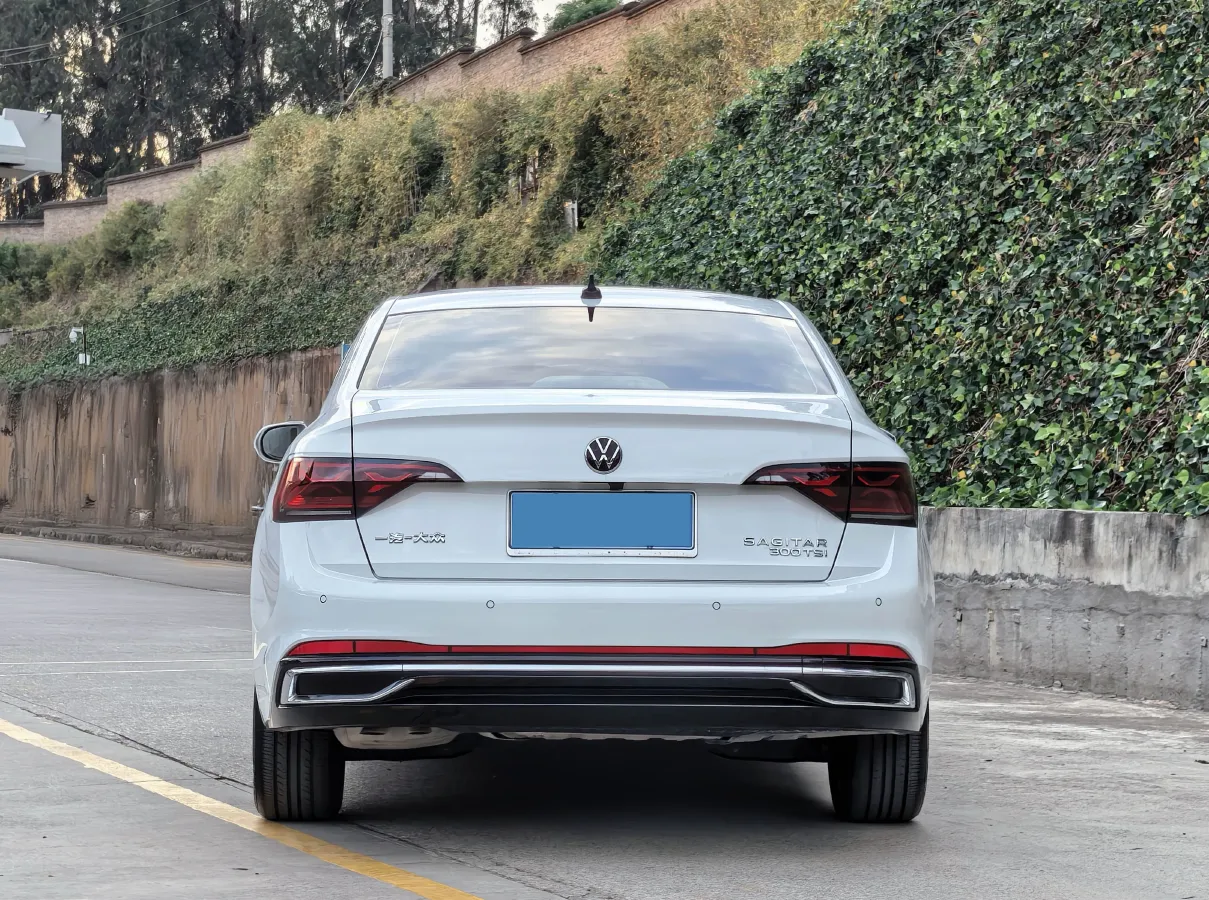 2023 Volkswagen Sagitar 1.4T 150HP L4 7DCT,autocango,china used car exporter,china ev exporter,chinese used car exporter,chinese used ev exporter