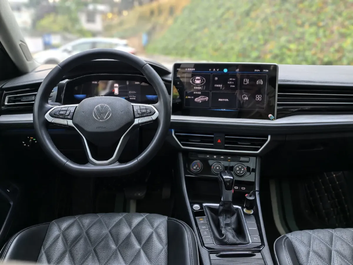 2023 Volkswagen Sagitar 1.4T 150HP L4 7DCT,autocango,china used car exporter,china ev exporter,chinese used car exporter,chinese used ev exporter