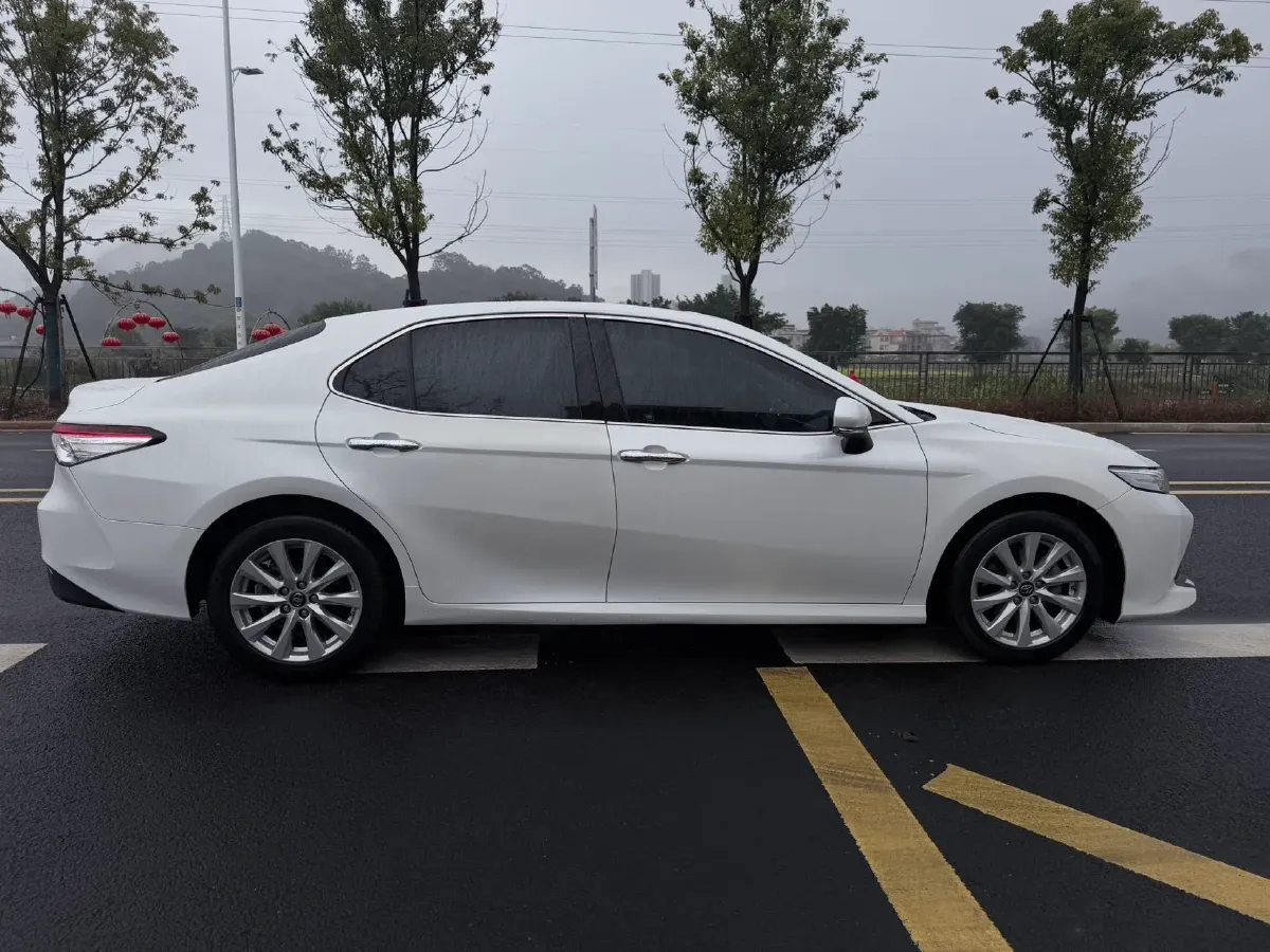 2019 Toyota Camry 2.0L 178HP L4 CVT,autocango,china used car exporter,china ev exporter,chinese used car exporter,chinese used ev exporter