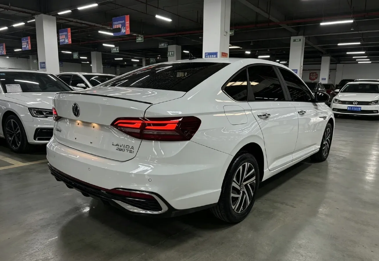 2023 Volkswagen Lavida 1.4T 150HP L4 7DCT,autocango,china used car exporter,china ev exporter,chinese used car exporter,chinese used ev exporter