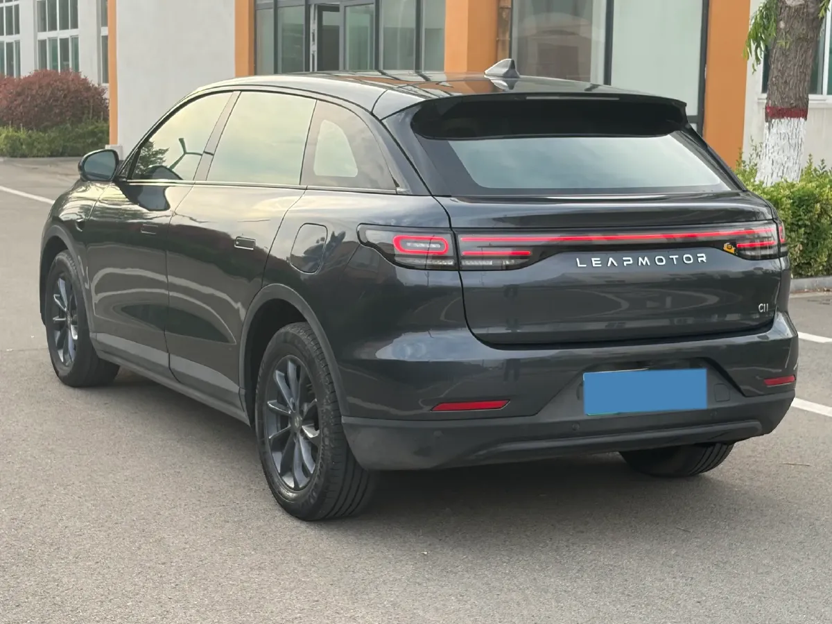 2023 Leapmotor C11 Range Extended 131HP REEV 30.1KWH,autocango,china used car exporter,china ev exporter,chinese used car exporter,chinese used ev exporter