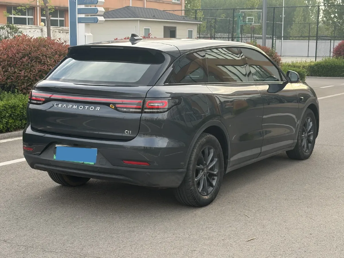 2023 Leapmotor C11 Range Extended 131HP REEV 30.1KWH,autocango,china used car exporter,china ev exporter,chinese used car exporter,chinese used ev exporter