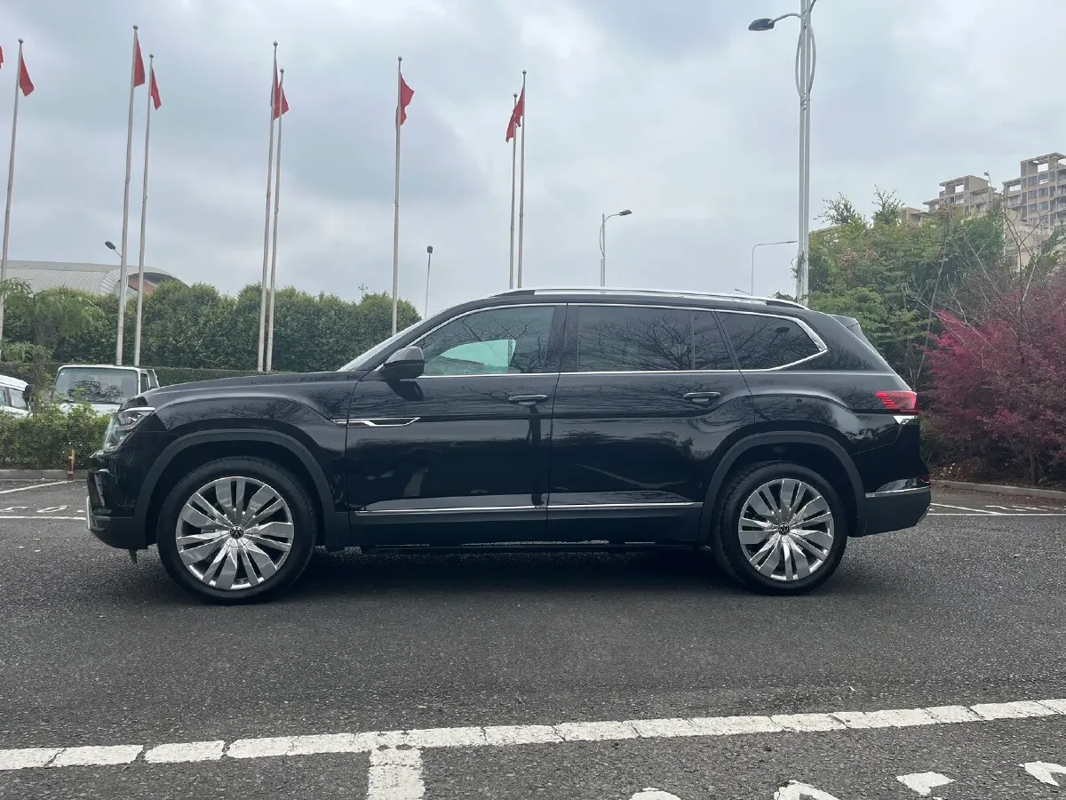 2024 Volkswagen Teramont 2.0T 220HP L4 7DCT,autocango,china used car exporter,china ev exporter,chinese used car exporter,chinese used ev exporter