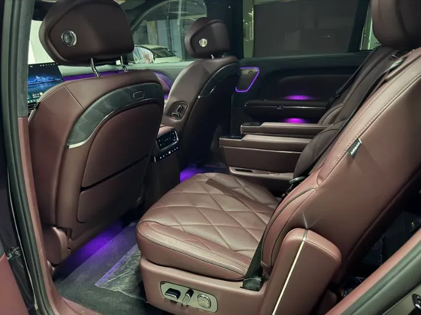 2026 Voyah 9L 1.5T 150HP L4 PHEV,autocango,china used car exporter,china ev exporter,chinese used car exporter,chinese used ev exporter