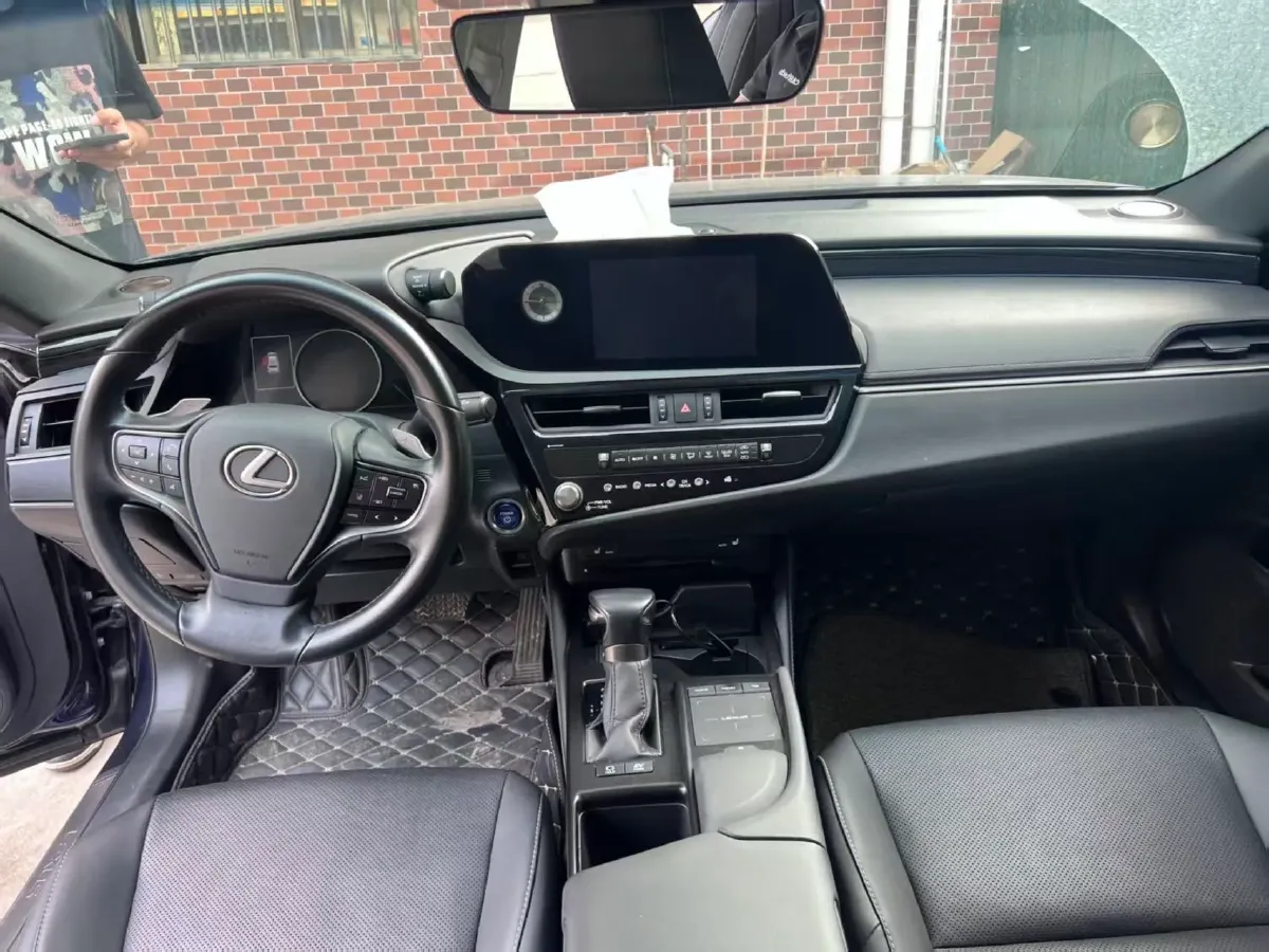 2021 Lexus ES 2.5L 178HP L4 E-CVT Hybrid,autocango,china used car exporter,china ev exporter,chinese used car exporter,chinese used ev exporter