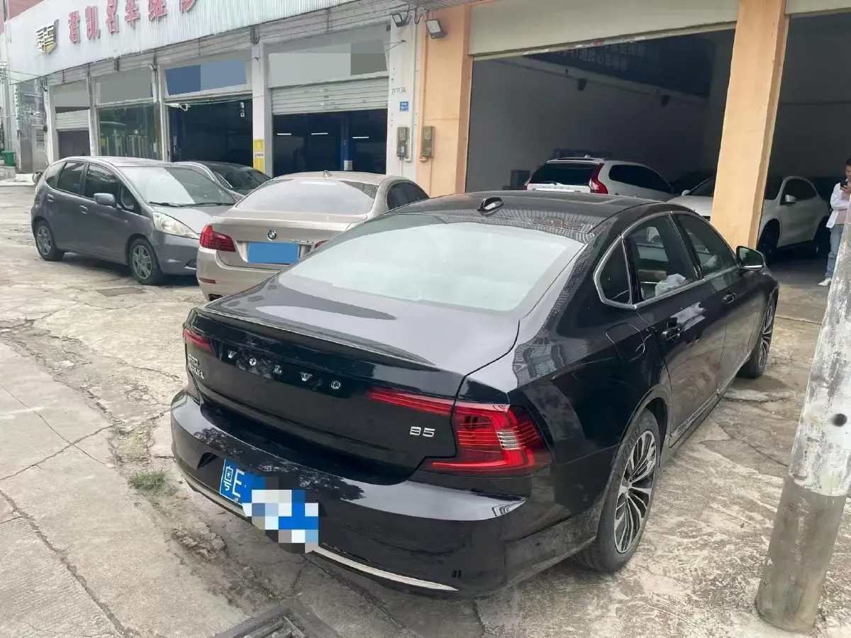 2024 Volvo S90 2.0T 250HP L4 8AT,autocango,china used car exporter,china ev exporter,chinese used car exporter,chinese used ev exporter