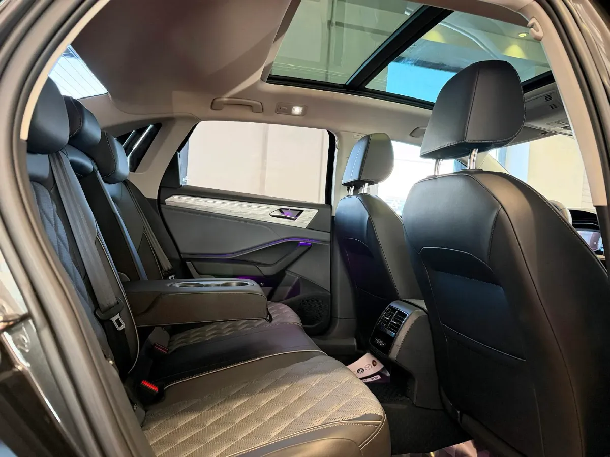 2023 Volkswagen Sagitar 1.4T 150HP L4 7DCT,autocango,china used car exporter,china ev exporter,chinese used car exporter,chinese used ev exporter