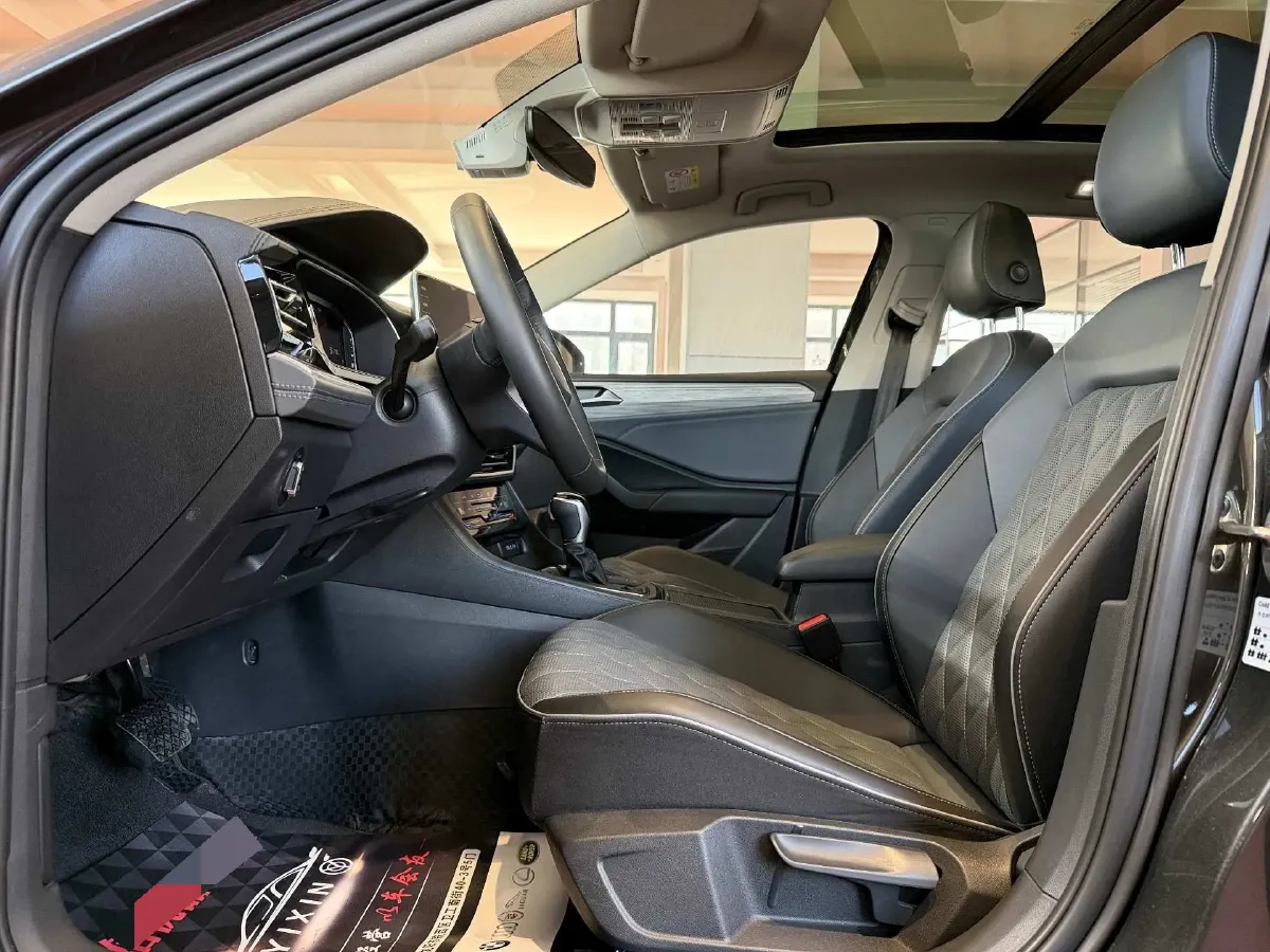 2023 Volkswagen Sagitar 1.4T 150HP L4 7DCT,autocango,china used car exporter,china ev exporter,chinese used car exporter,chinese used ev exporter